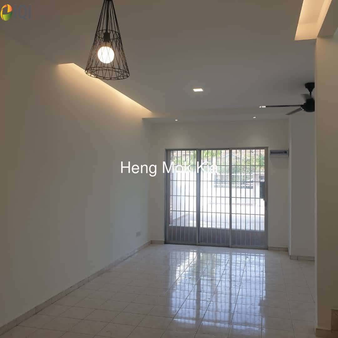 2 Storey renovated move in condition  image