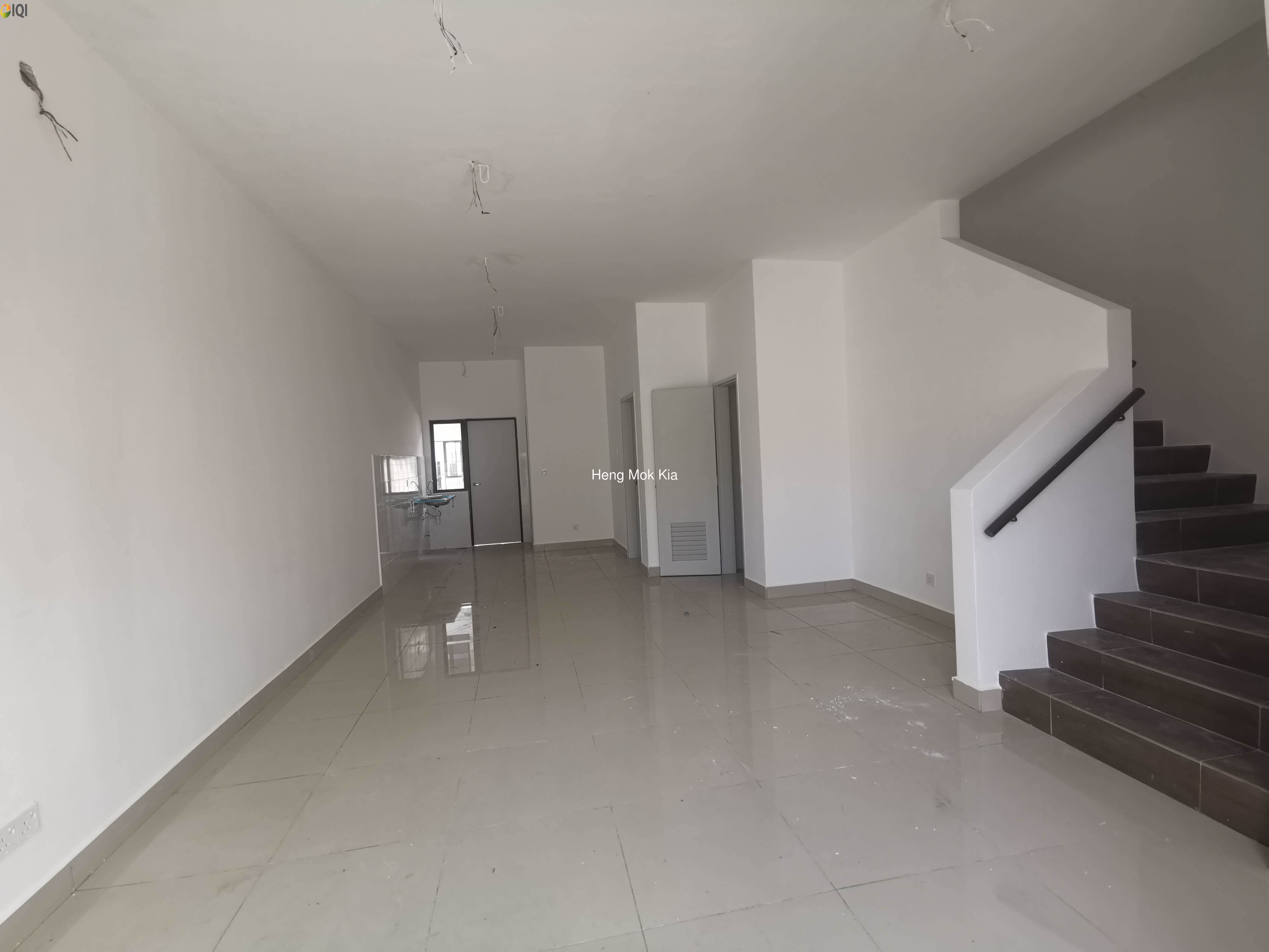 New House At Mahkota Banting Near WCE hightway image