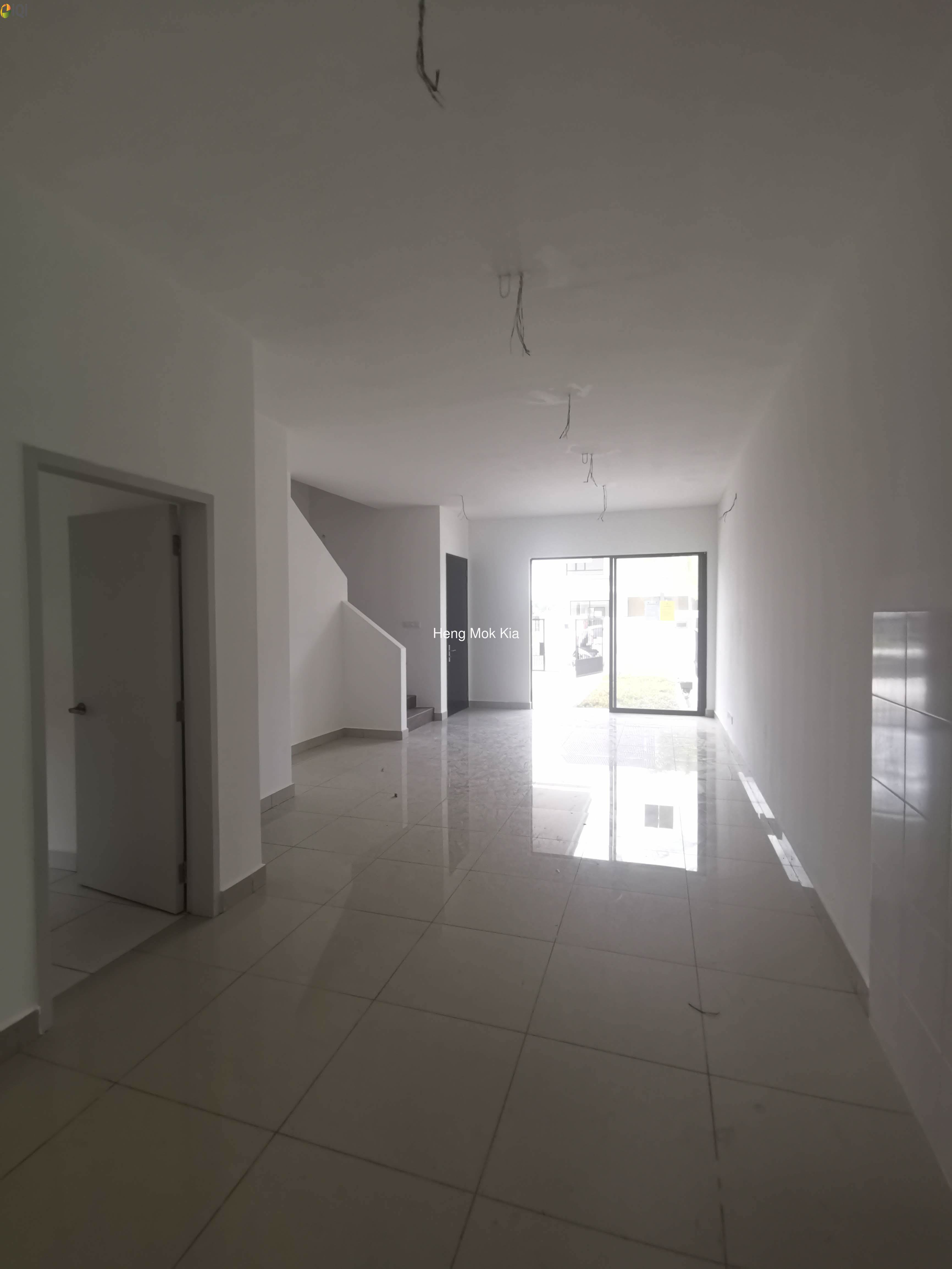 New House At Mahkota Banting Near WCE hightway image