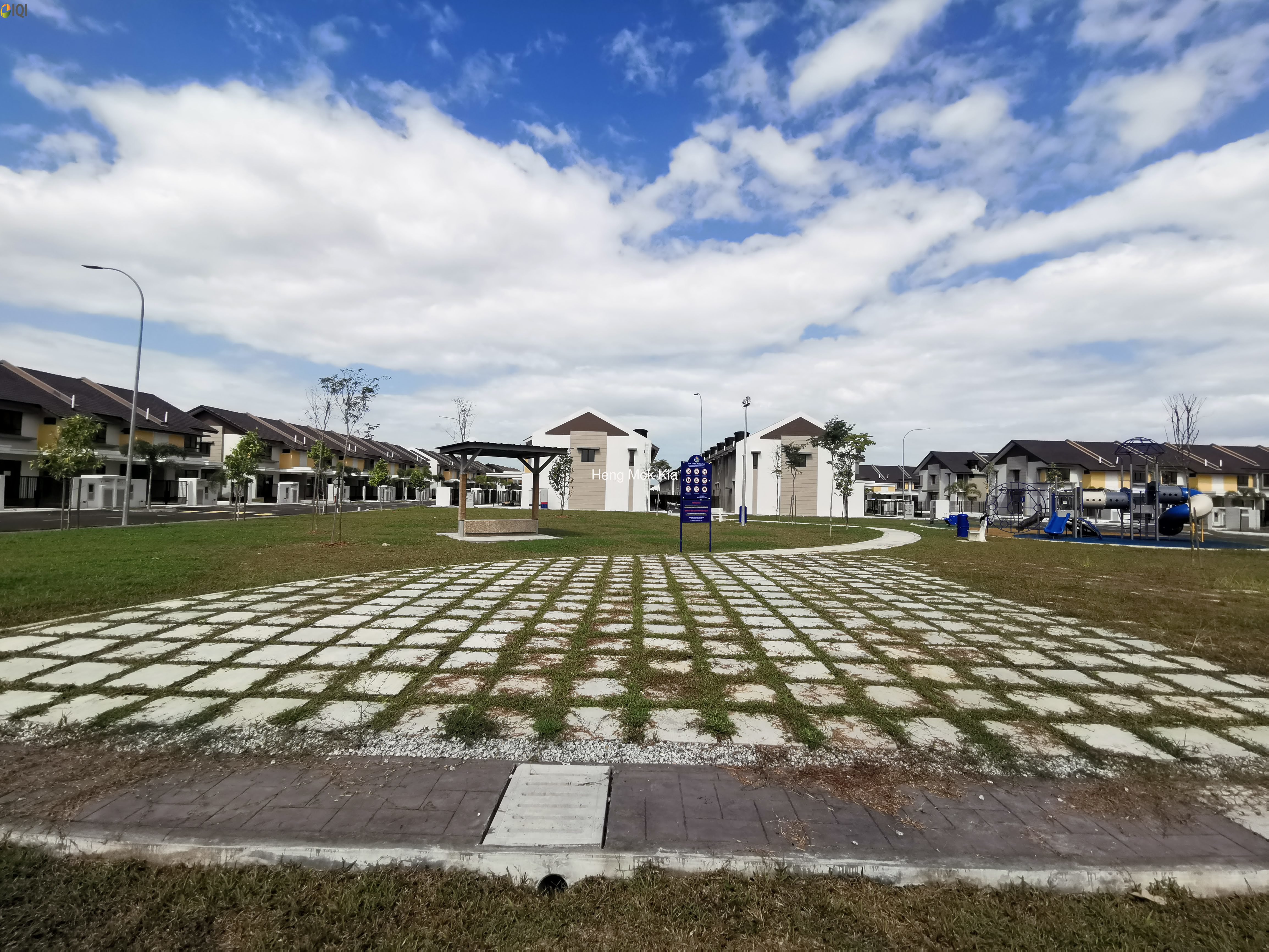 New House At Mahkota Banting Near WCE hightway image