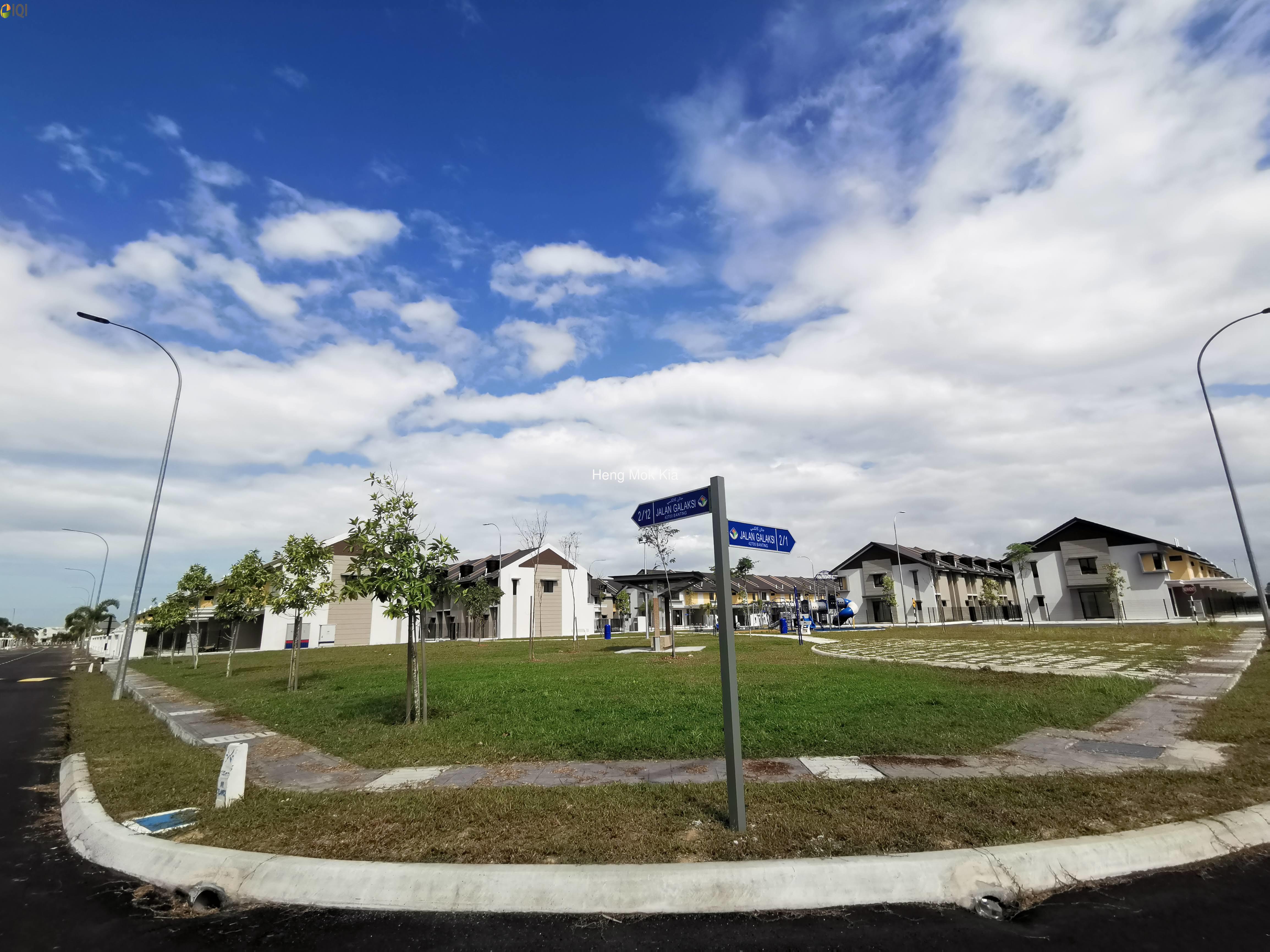 New House At Mahkota Banting Near WCE hightway image