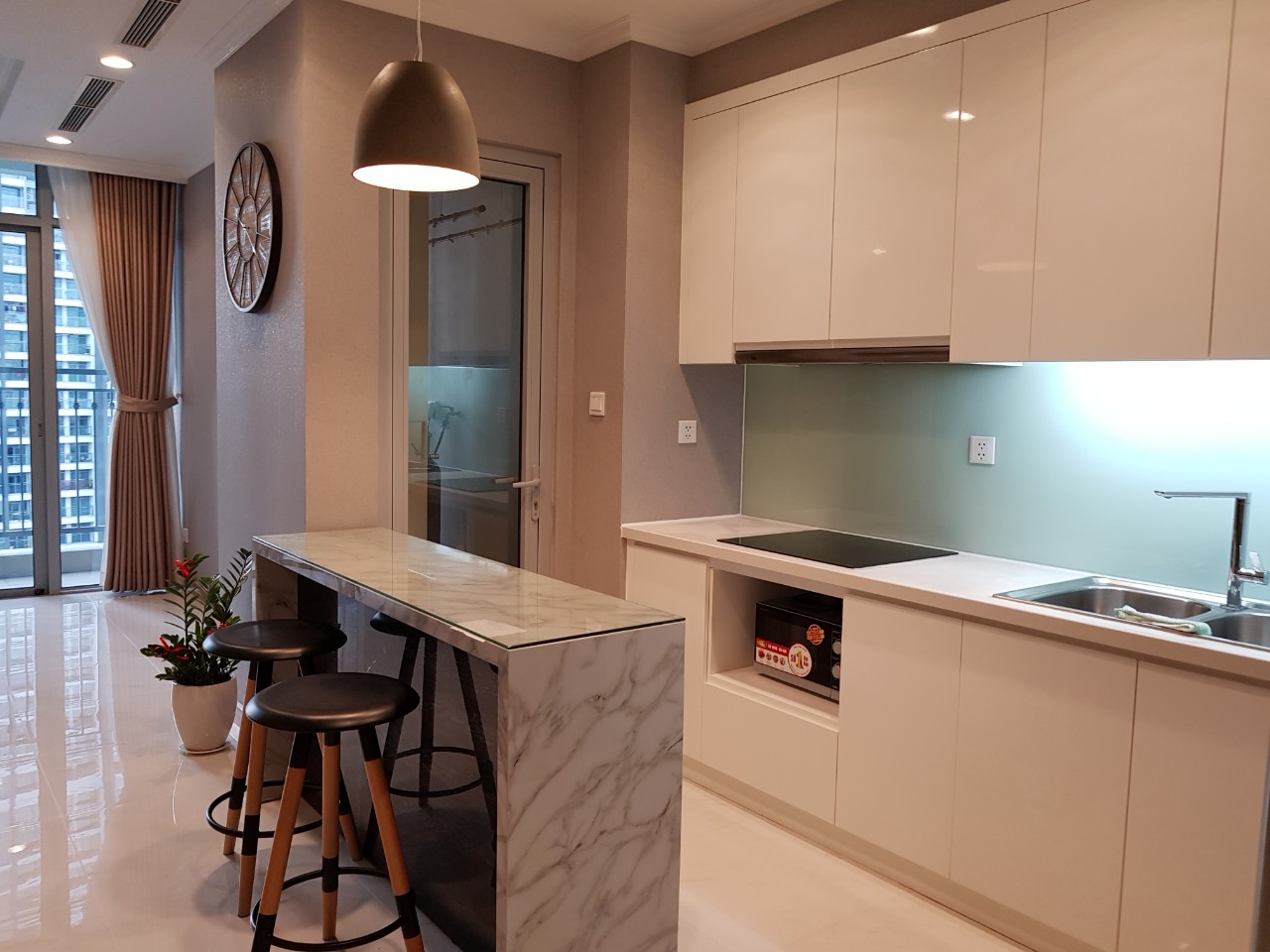 VINHOMES CENTRAL PARK, 3 BEDROOMS, FULLY FURNISHED, NICE VIEW image