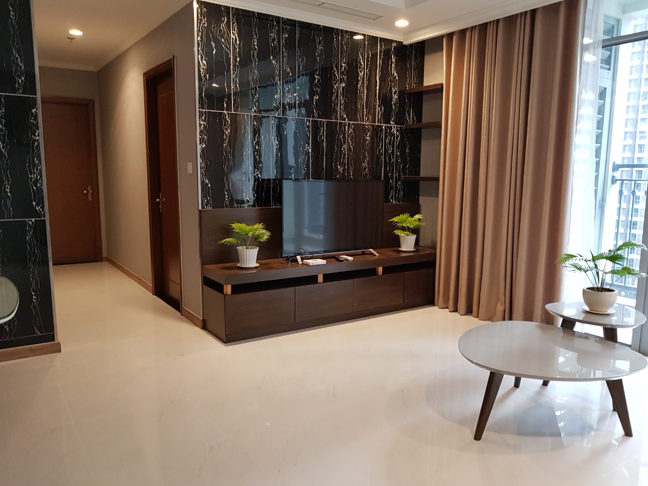 VINHOMES CENTRAL PARK, 3 BEDROOMS, FULLY FURNISHED, NICE VIEW image