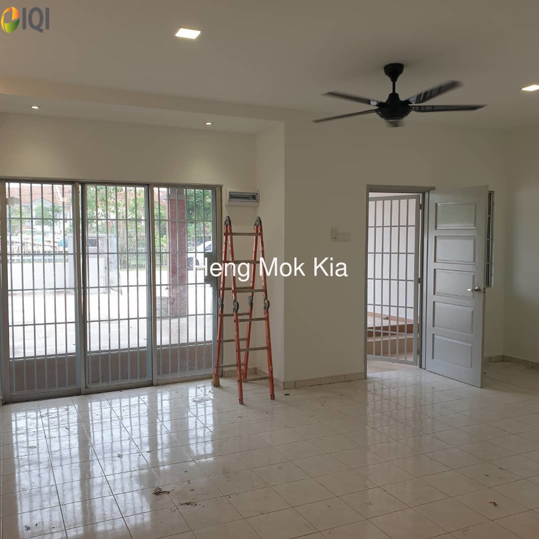 New renovated unit at bandar puteri klang image