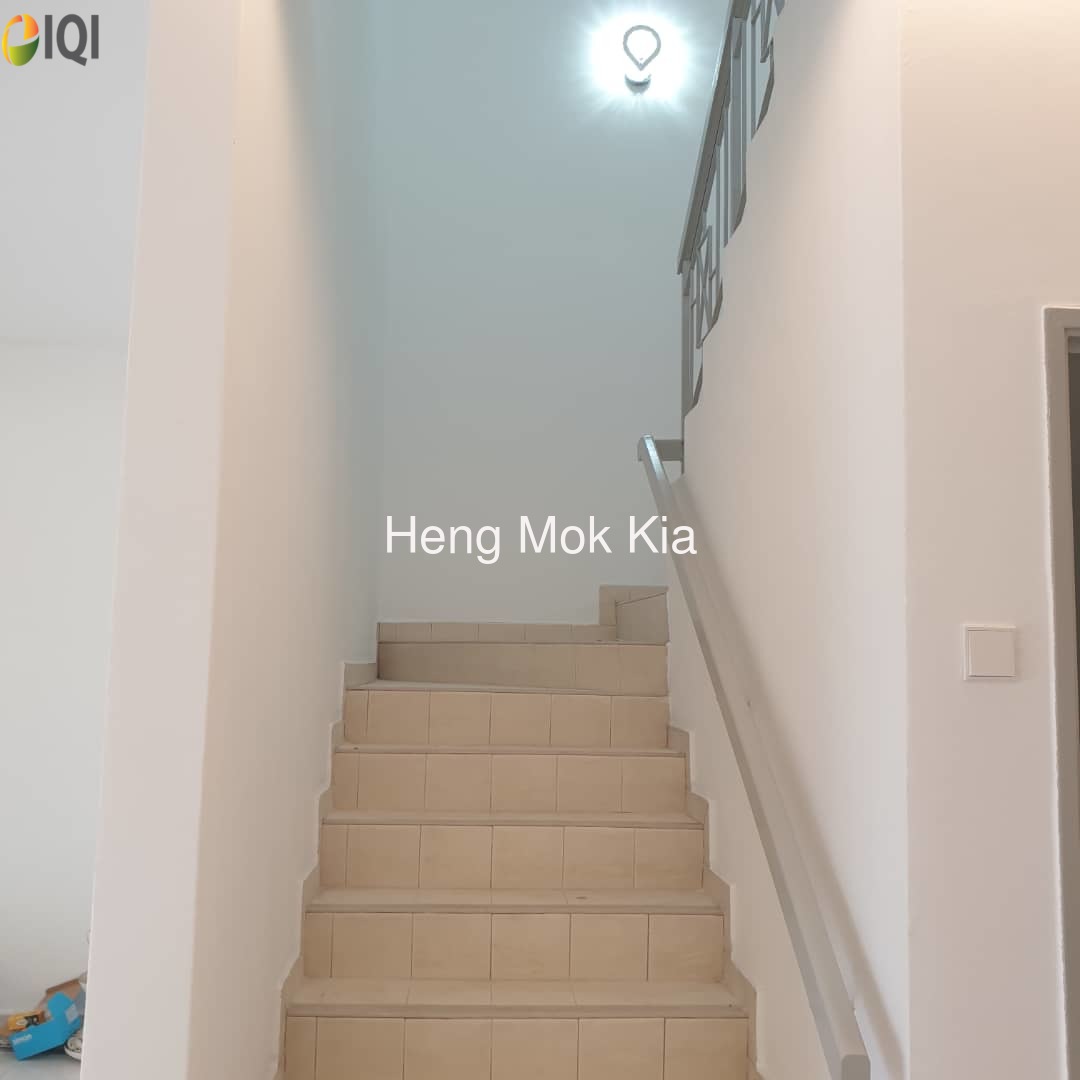 New renovated unit at bandar puteri klang image