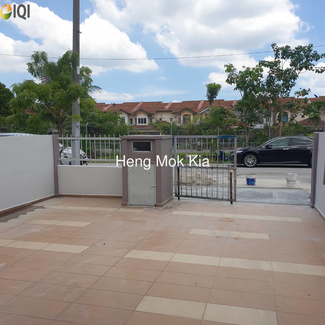 New renovated unit at bandar puteri klang image