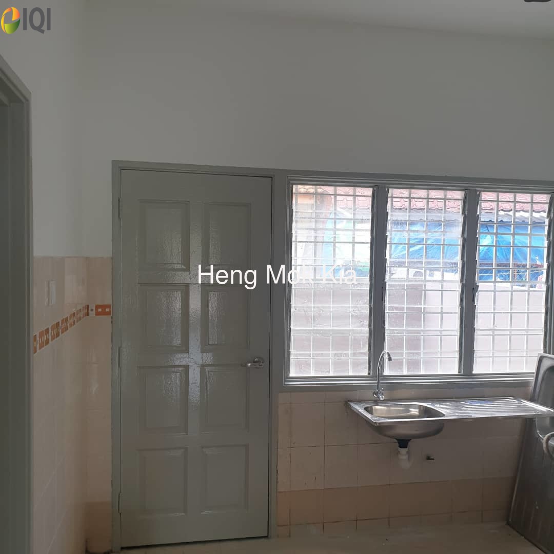 New renovated unit at bandar puteri klang image