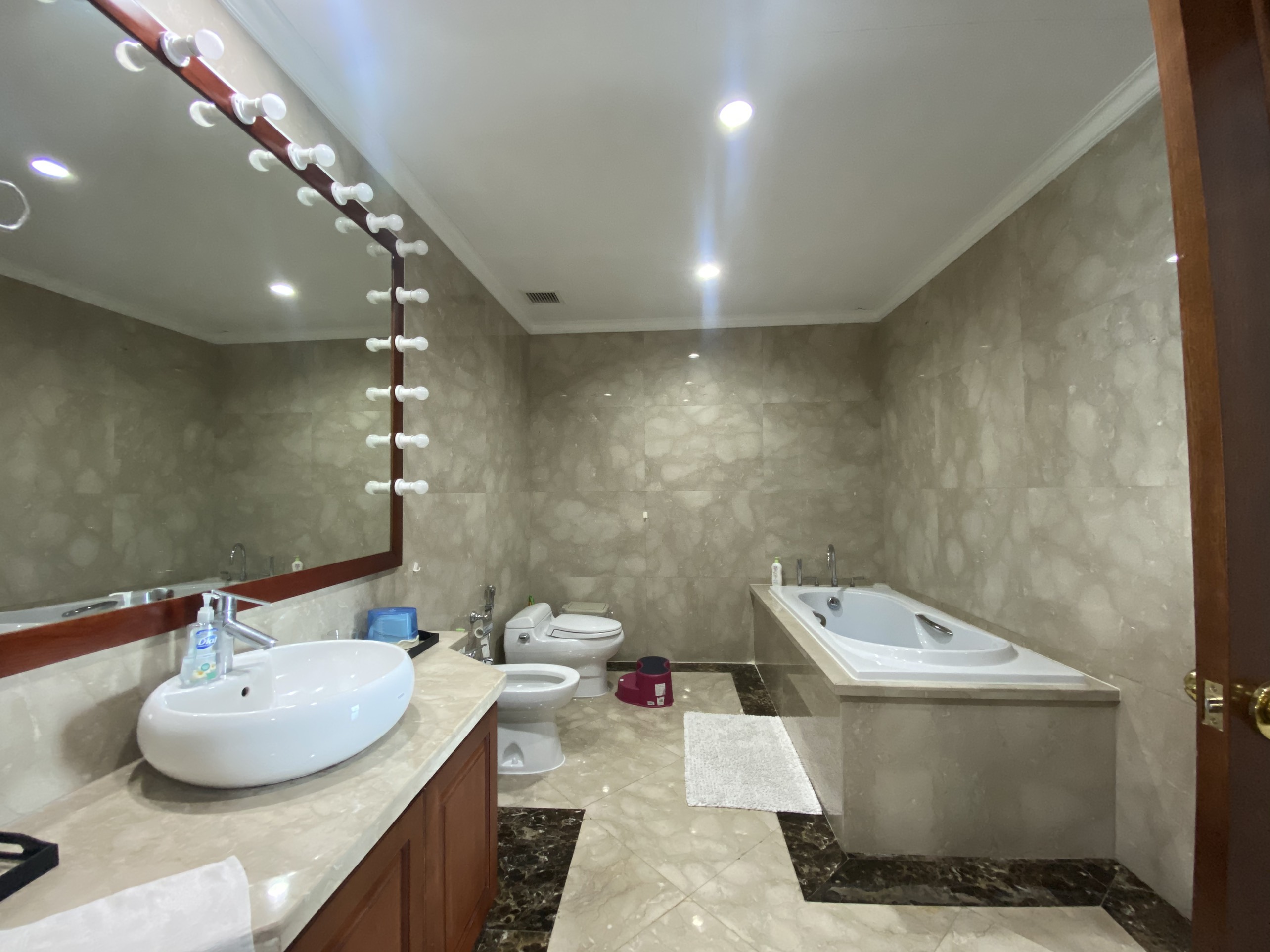 VINCOM DONG KHOI, 2 BEDROOM, FULLY FURNISHED, DUC BA CHURCH VIEW image