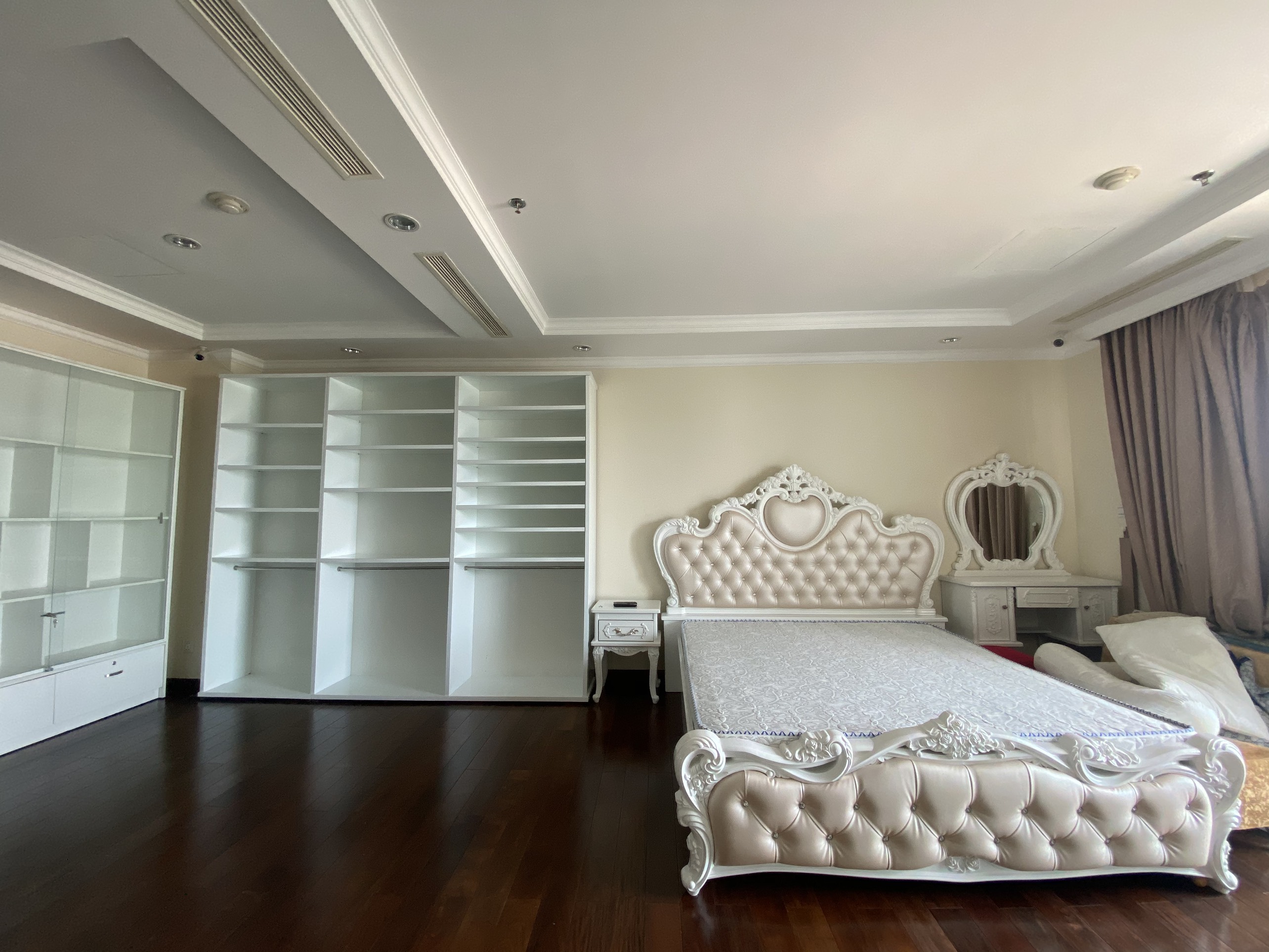 VINCOM DONG KHOI, 2 BEDROOM, FULLY FURNISHED, DUC BA CHURCH VIEW image