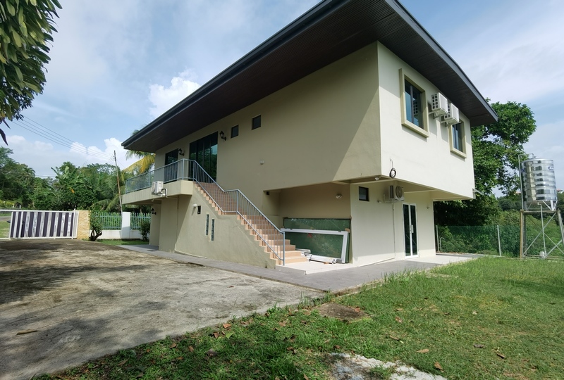 BUNGALOW 