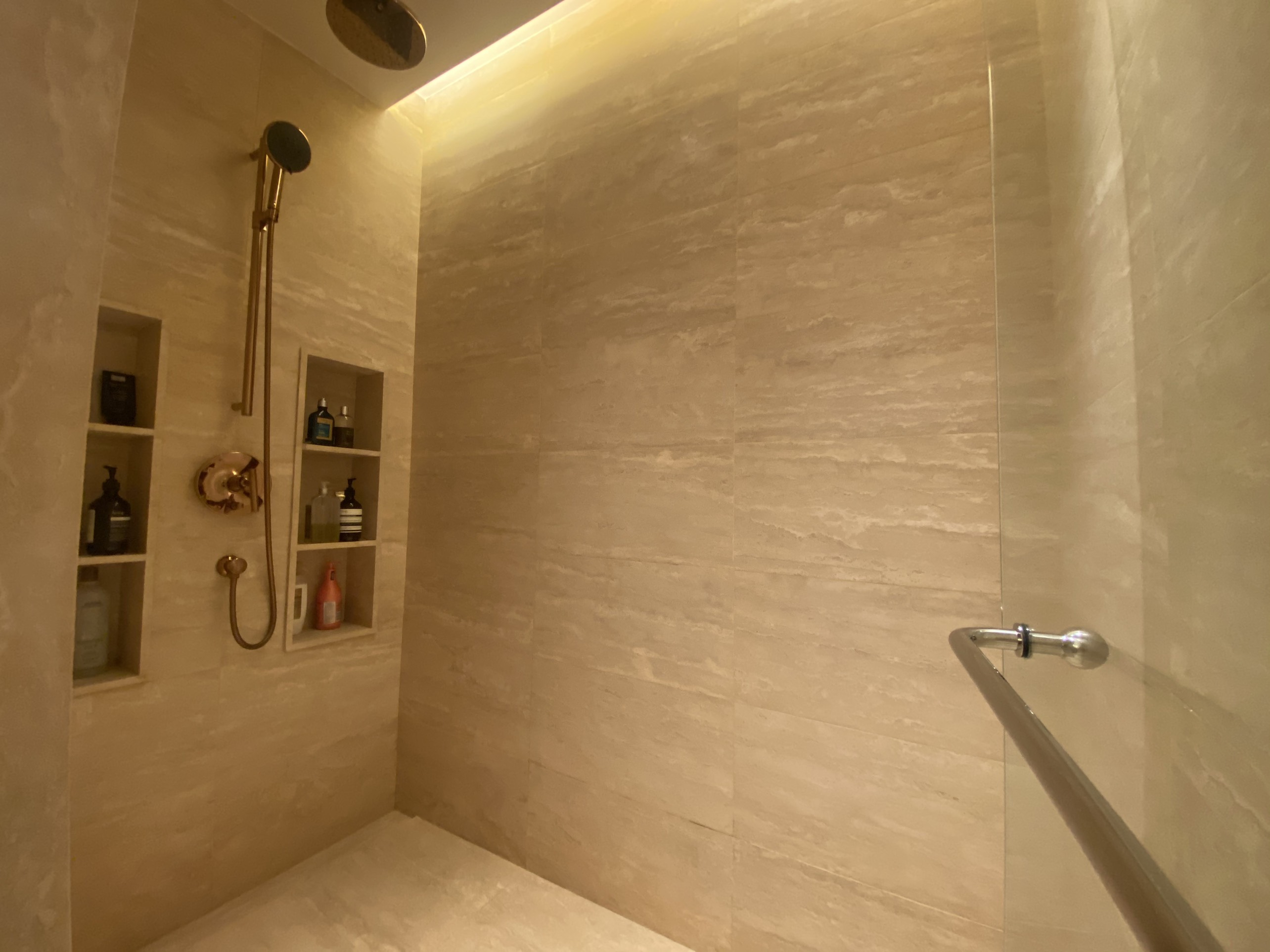 VINCOM ĐỒNG KHỞI, 3 PHÒNG NGỦ, FULL NỘI THẤT CAO CẤP, VIEW BITEXCO, SÔNG VÀ THỦ THIÊM image