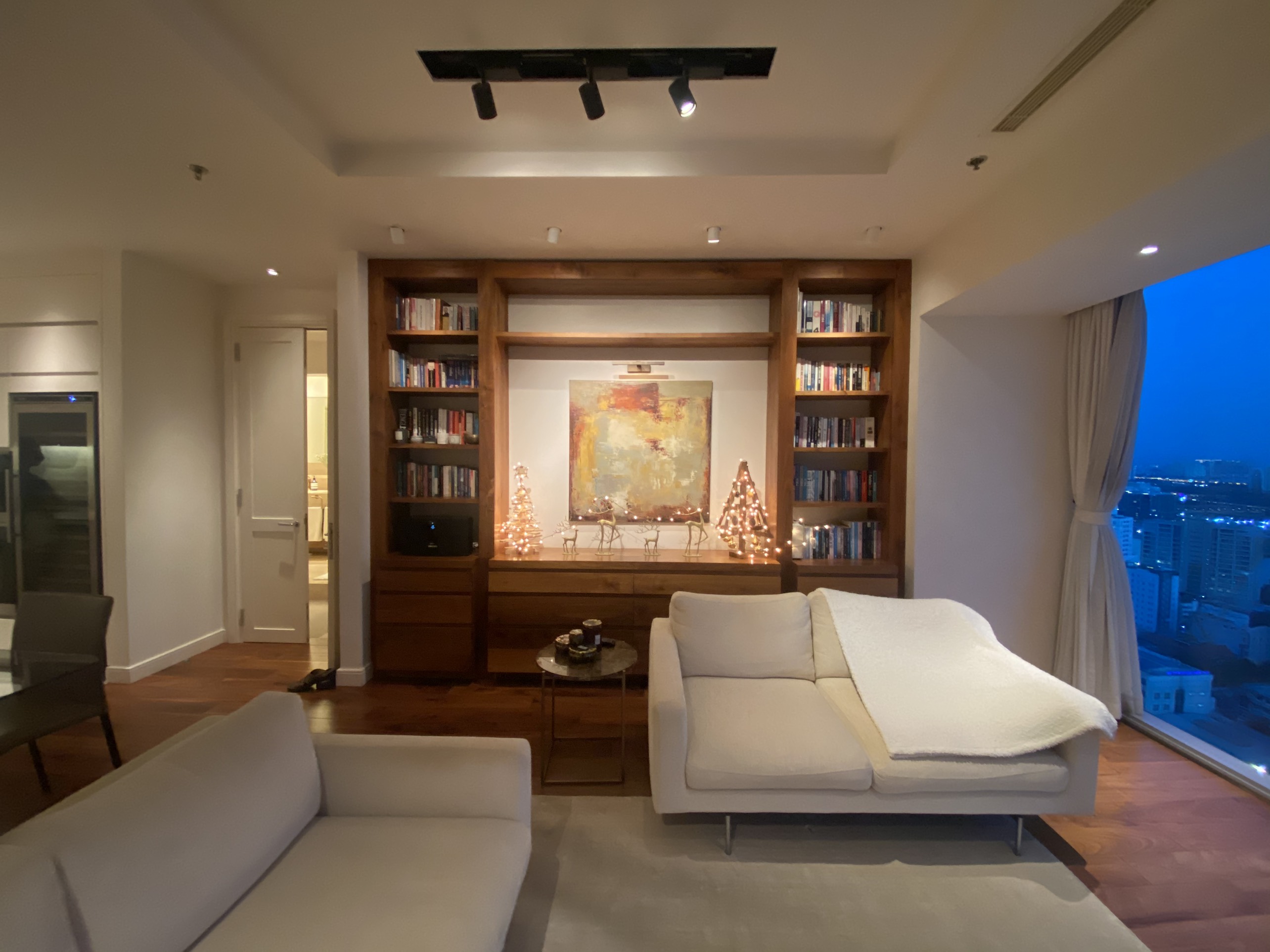 VINCOM ĐỒNG KHỞI, 3 PHÒNG NGỦ, FULL NỘI THẤT CAO CẤP, VIEW BITEXCO, SÔNG VÀ THỦ THIÊM image