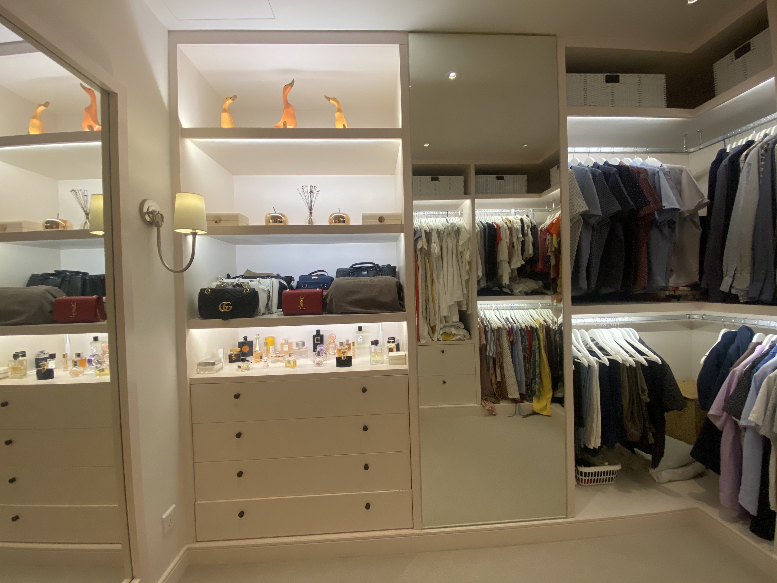 VINCOM ĐỒNG KHỞI, 3 PHÒNG NGỦ, FULL NỘI THẤT CAO CẤP, VIEW BITEXCO, SÔNG VÀ THỦ THIÊM image