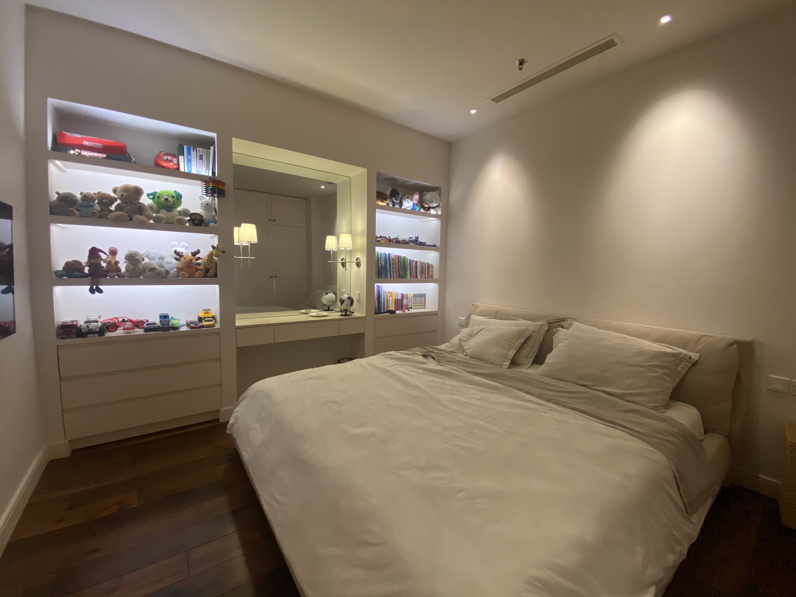 VINCOM ĐỒNG KHỞI, 3 PHÒNG NGỦ, FULL NỘI THẤT CAO CẤP, VIEW BITEXCO, SÔNG VÀ THỦ THIÊM image