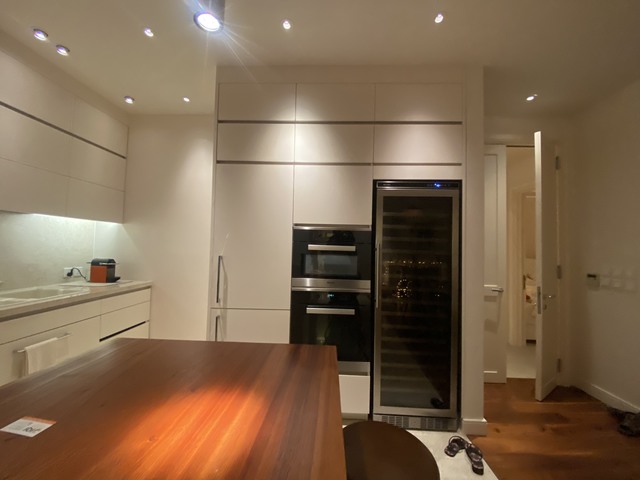 VINCOM ĐỒNG KHỞI, 3 PHÒNG NGỦ, FULL NỘI THẤT CAO CẤP, VIEW BITEXCO, SÔNG VÀ THỦ THIÊM image