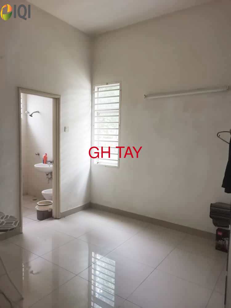 2 Storey End lot House Indah Residences Kemuning Utama Kota Kemuning image