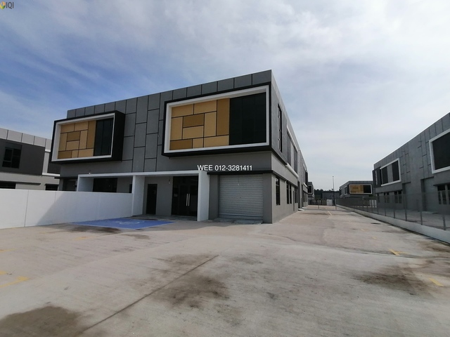 ECO BUSINESS PARK V photo