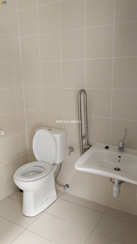 ECO BUSINESS PARK V image