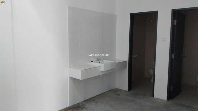 ECO BUSINESS PARK V image