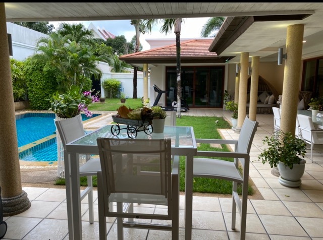 Spacious 4 Bedroom Family Home with Private Pool for Sale(SUC-1013) image