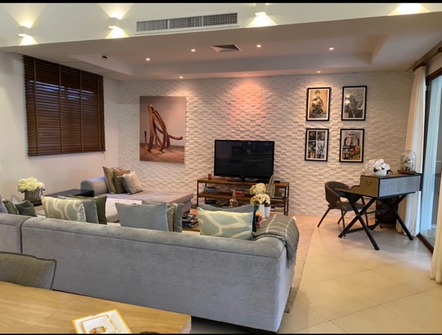 Spacious 4 Bedroom Family Home with Private Pool for Sale(SUC-1013) image