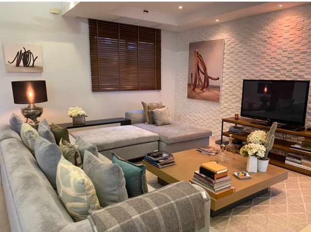 Spacious 4 Bedroom Family Home with Private Pool for Sale(SUC-1013) image