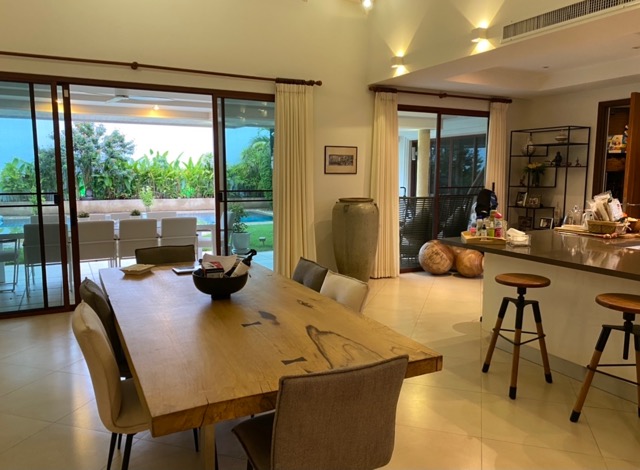 Spacious 4 Bedroom Family Home with Private Pool for Sale(SUC-1013) image