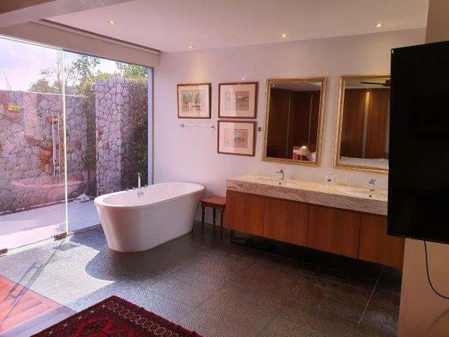 Luxury 3 Bedroom villa for sale (DAO-D011) image