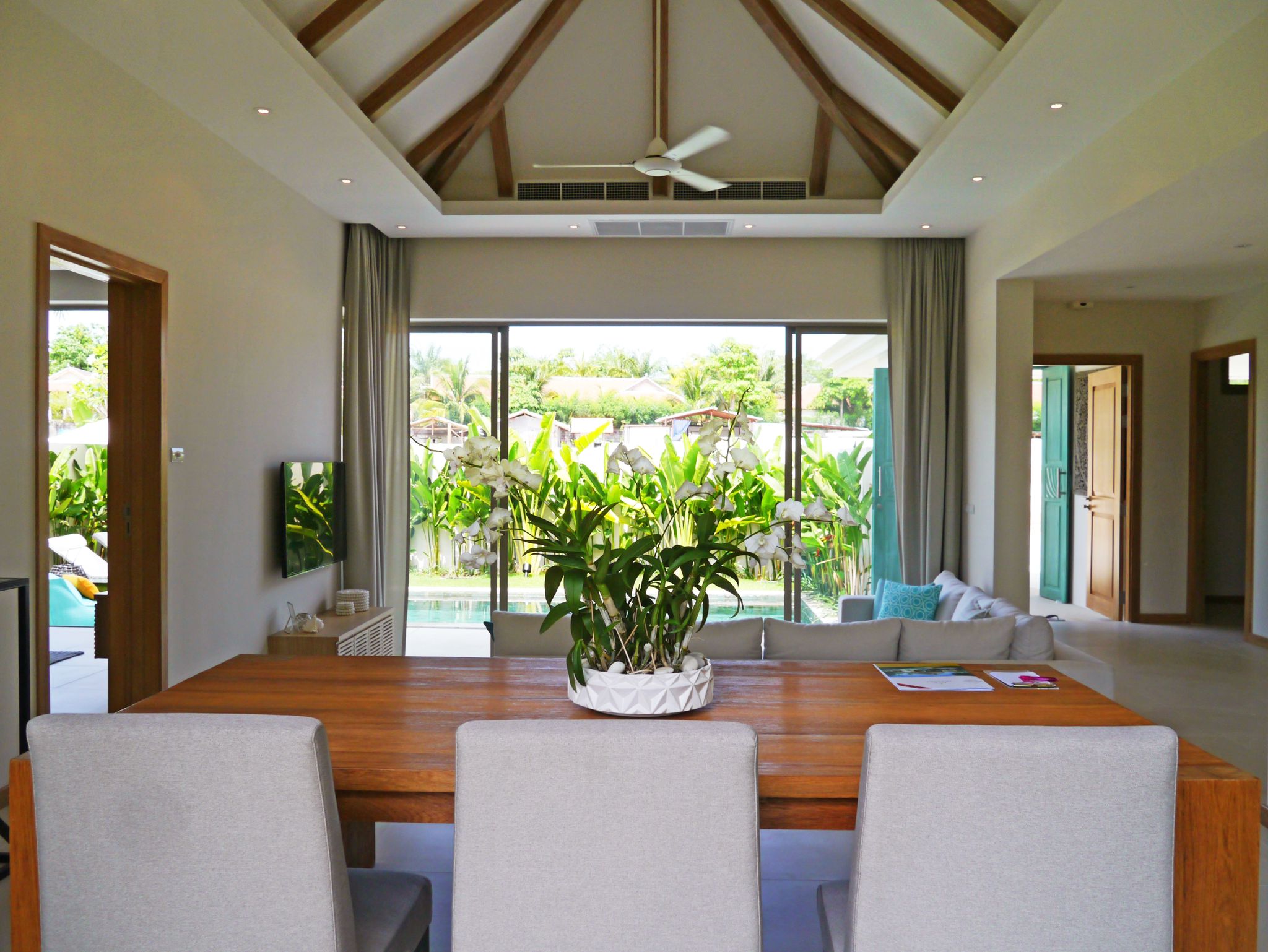 Elegant 2 Bedroom Private Pool Villas for Sale (SUC-1016) image