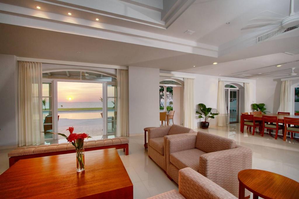 Luxury Unique Beach Front Villa In Natai (SUC-1017) image