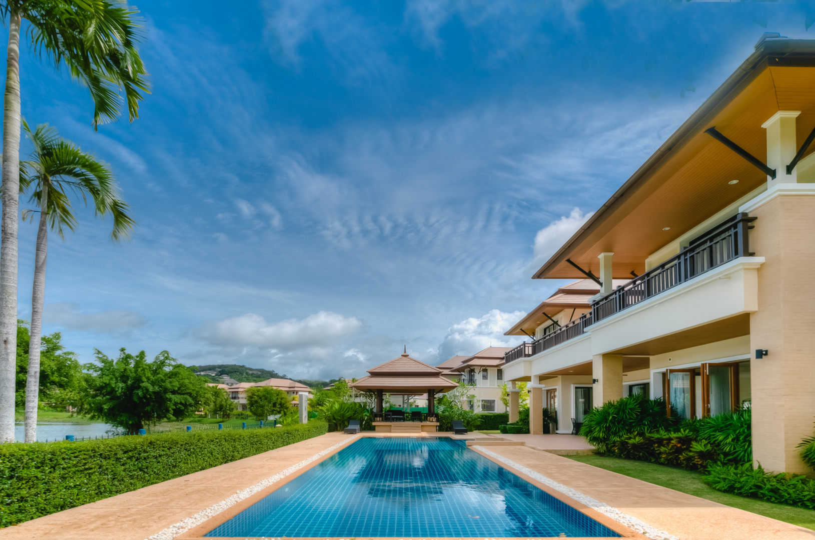 ELEGANT4 BED POOL VILLA IN LAGUNA (DAO-D013) image