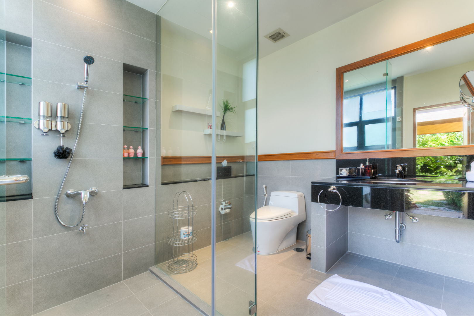 ELEGANT4 BED POOL VILLA IN LAGUNA (DAO-D013) image