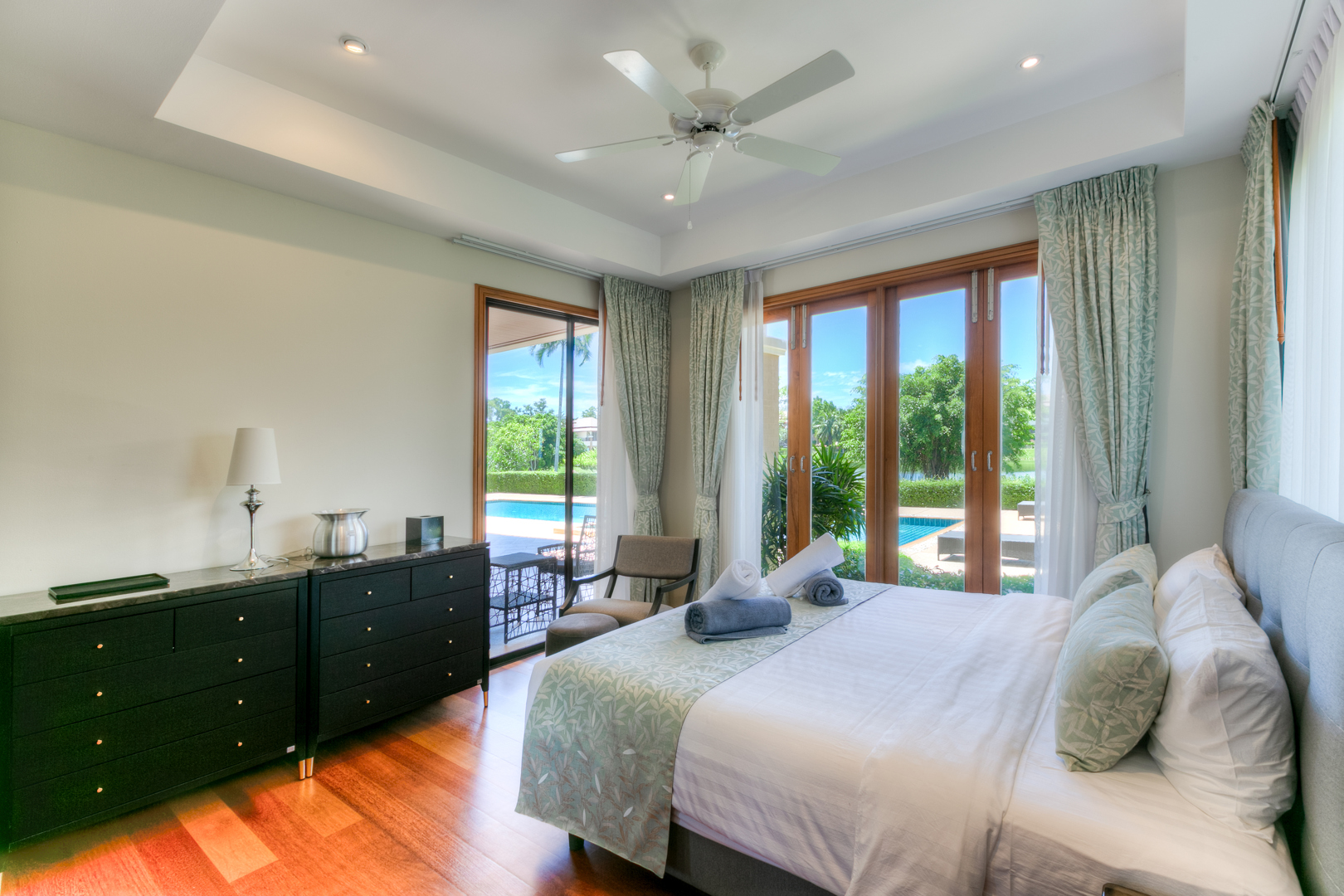 ELEGANT4 BED POOL VILLA IN LAGUNA (DAO-D013) image