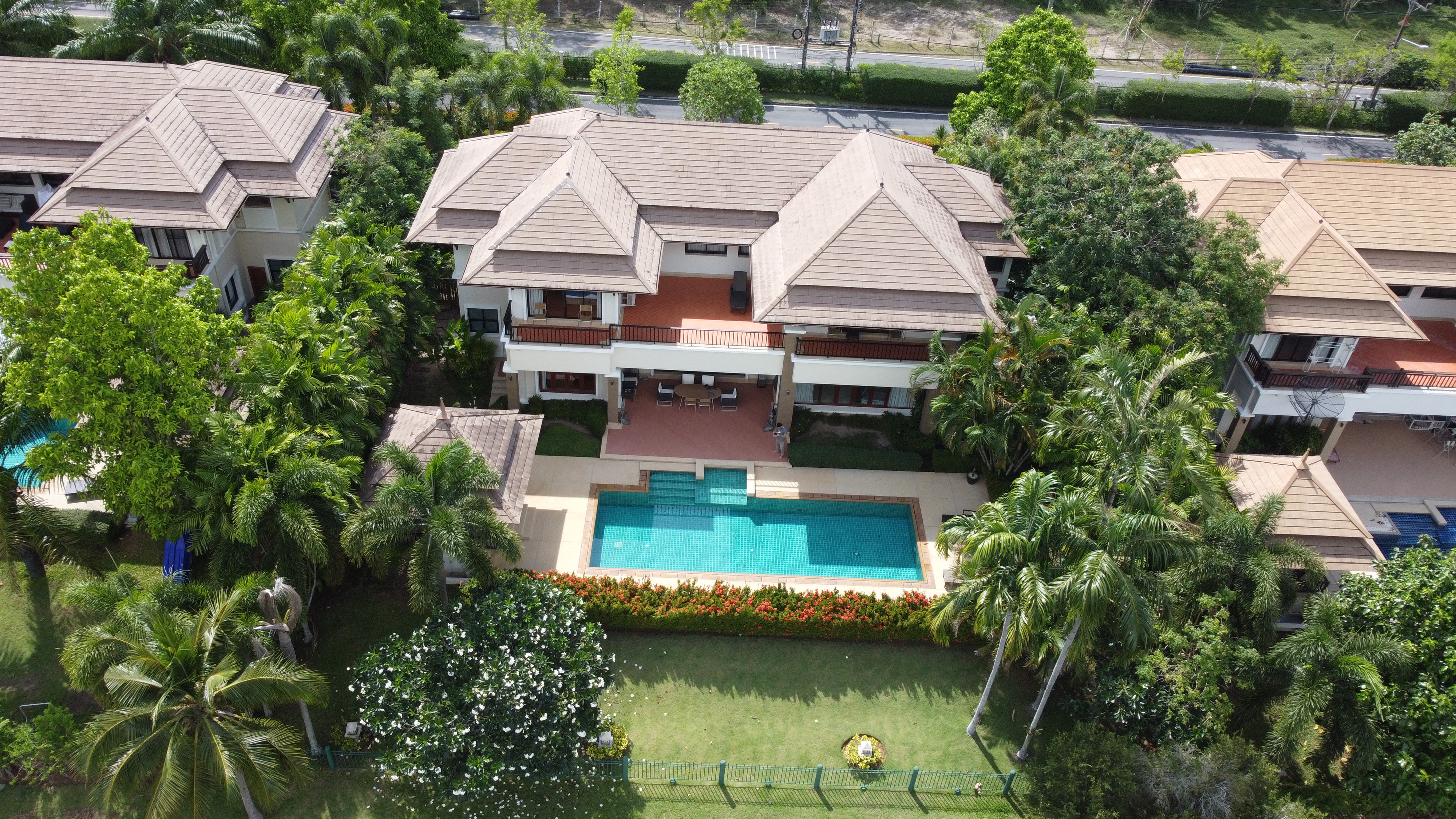 4 BEDROOM POOL VILLA IN LAGUNA RESIDENCE (DAO-D012) image