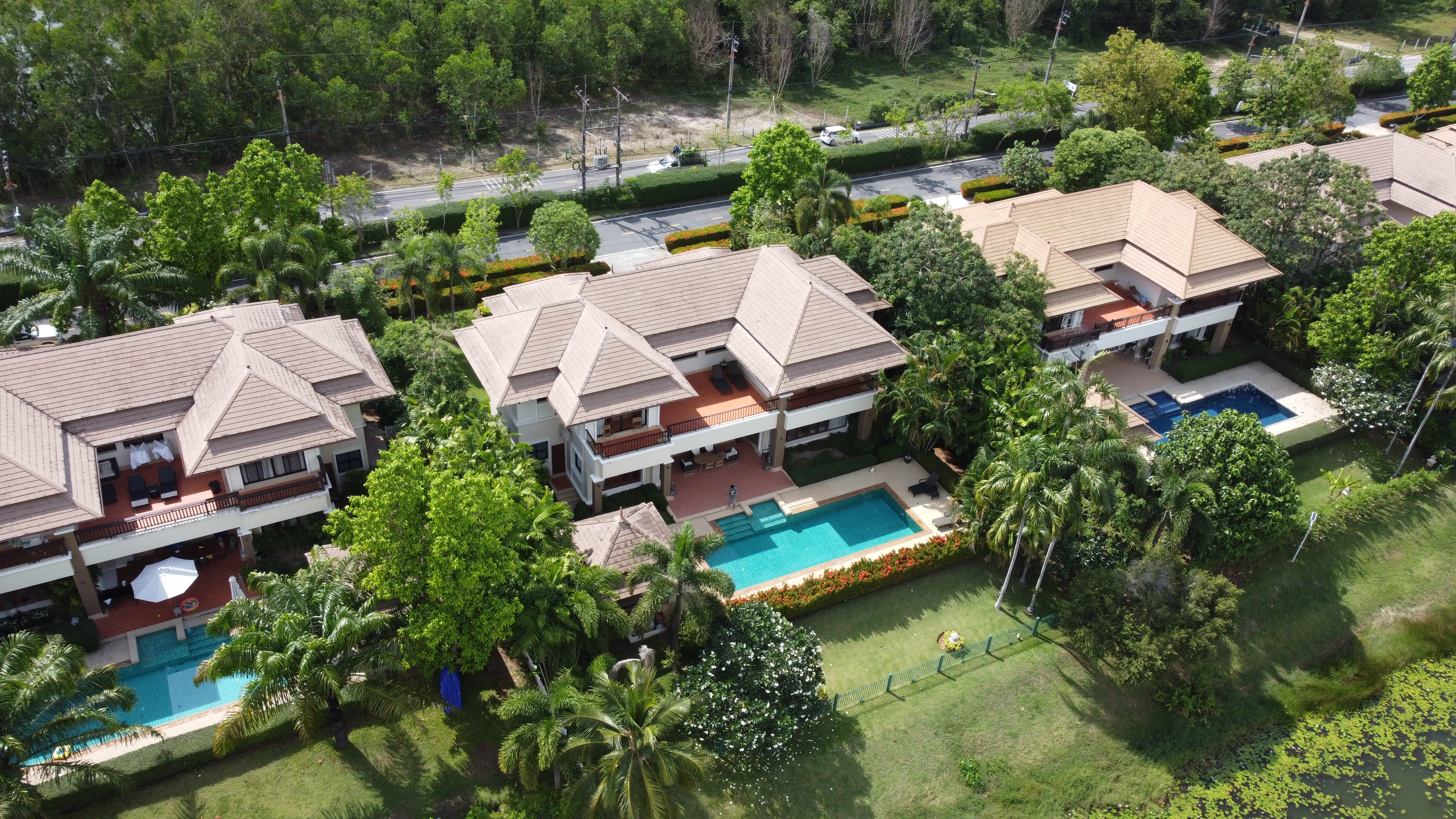 4 BEDROOM POOL VILLA IN LAGUNA RESIDENCE (DAO-D012) image