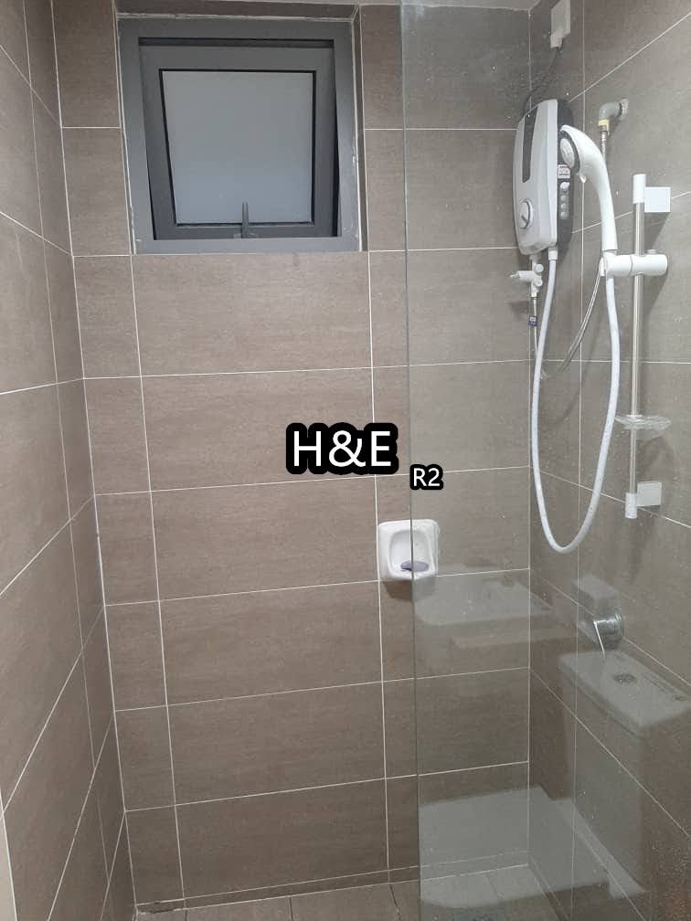 Gravit8 Condominium Klang image