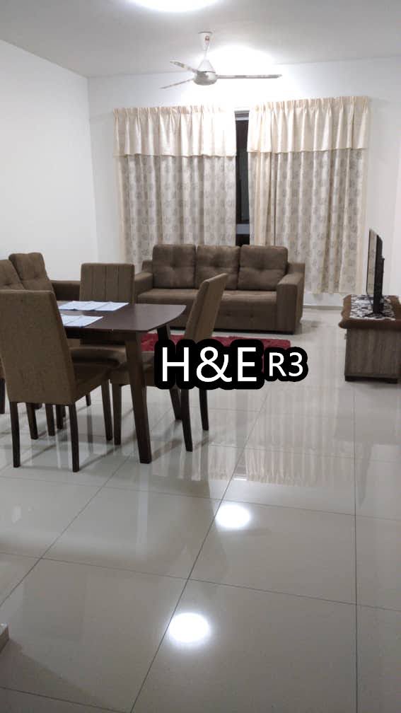 Gravit8 condominium Klang image