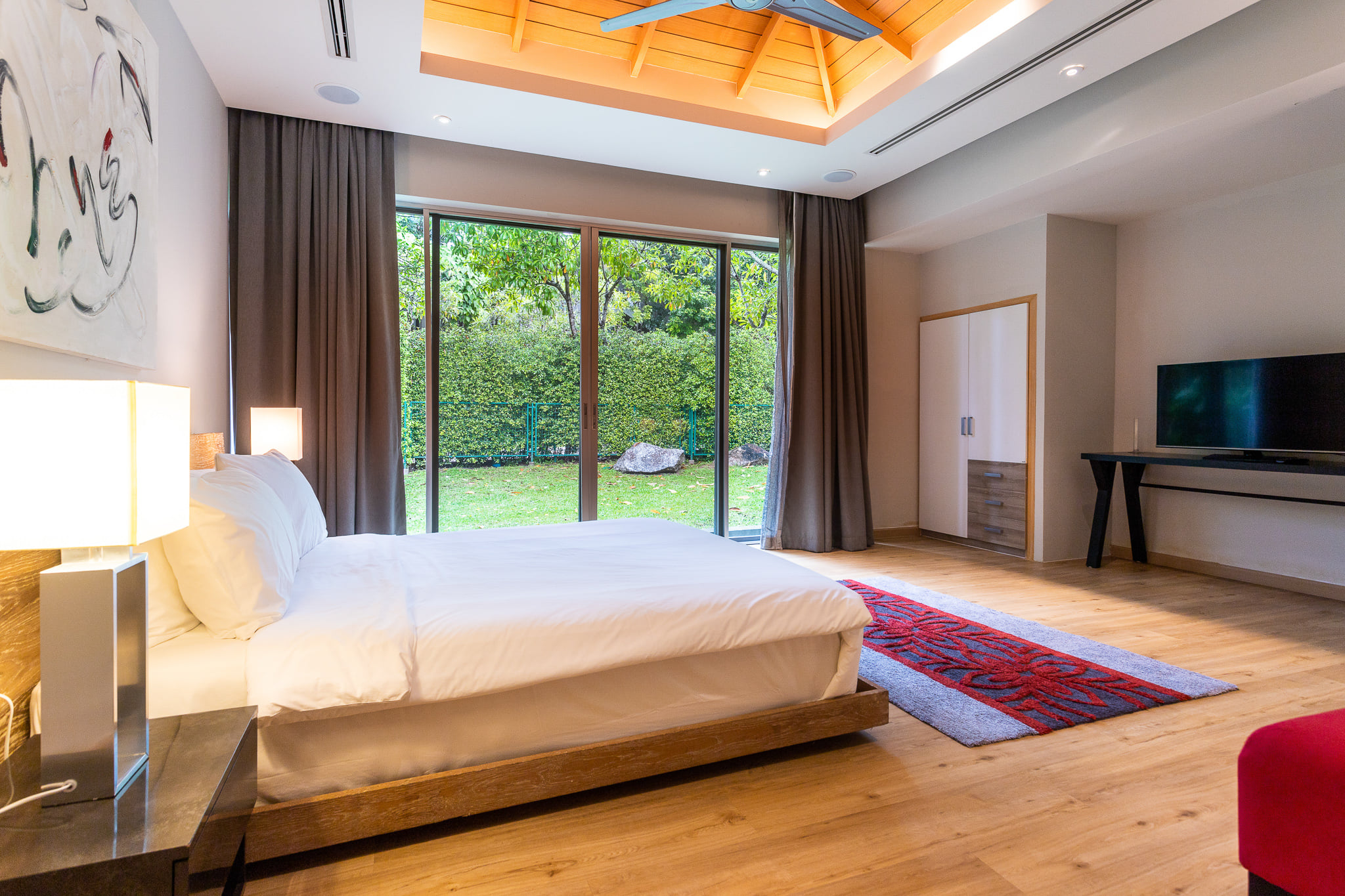 LUXURY 5 BED POOL VILLA FOR RENT (DAO-C018) image