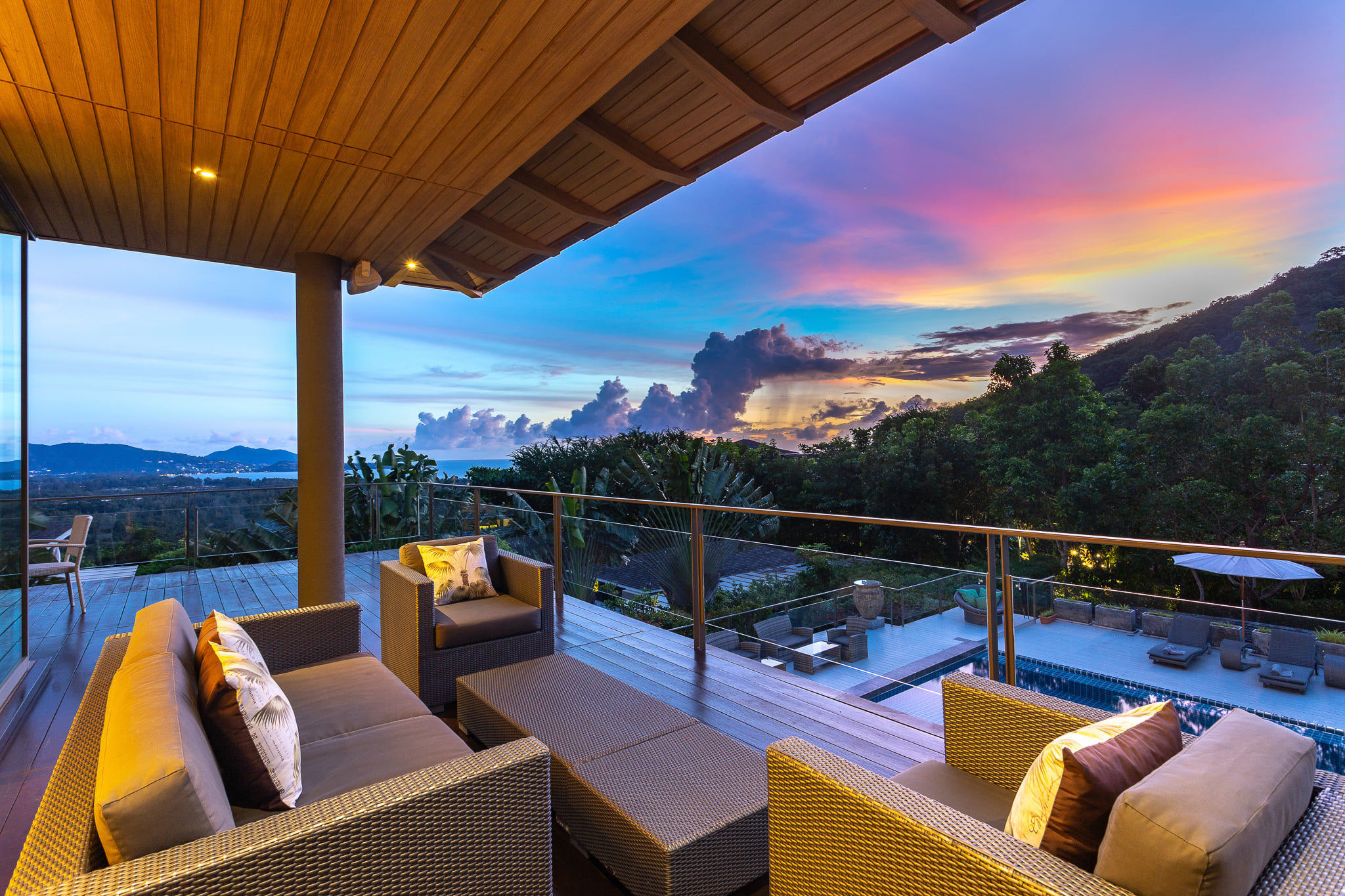 LUXURY 5 BED POOL VILLA FOR RENT (DAO-C018) image