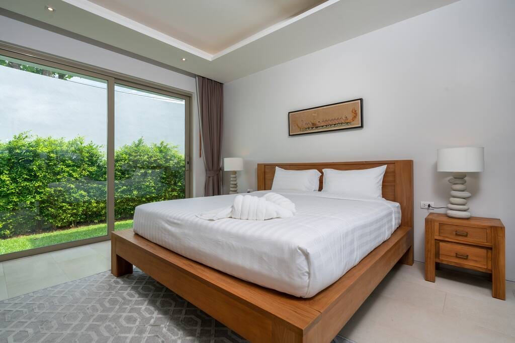 3 Ensuite Bedroom Botanica Villa (DAO-017) image