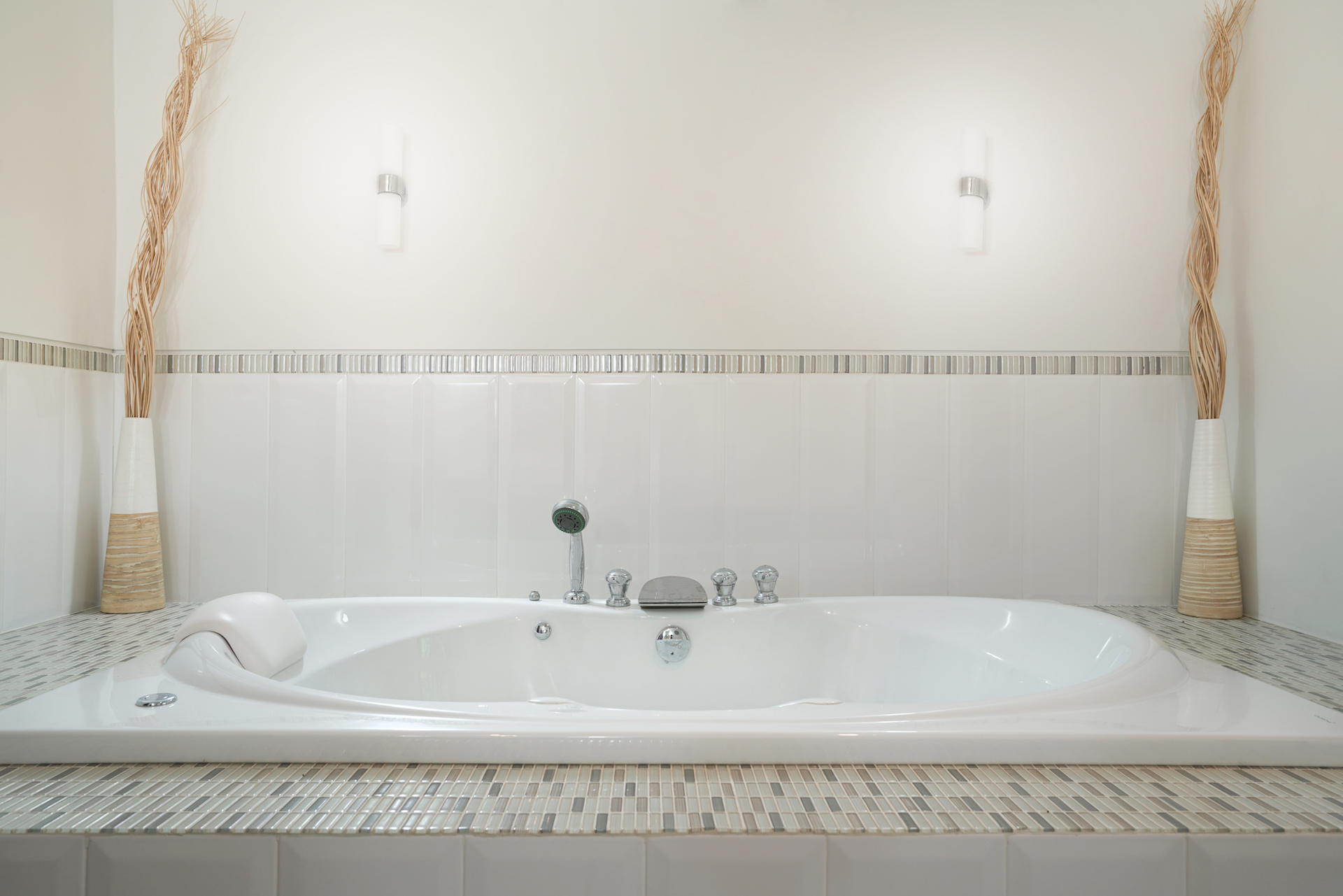 Exquisite Balinese Pool Villa (FN-033) image