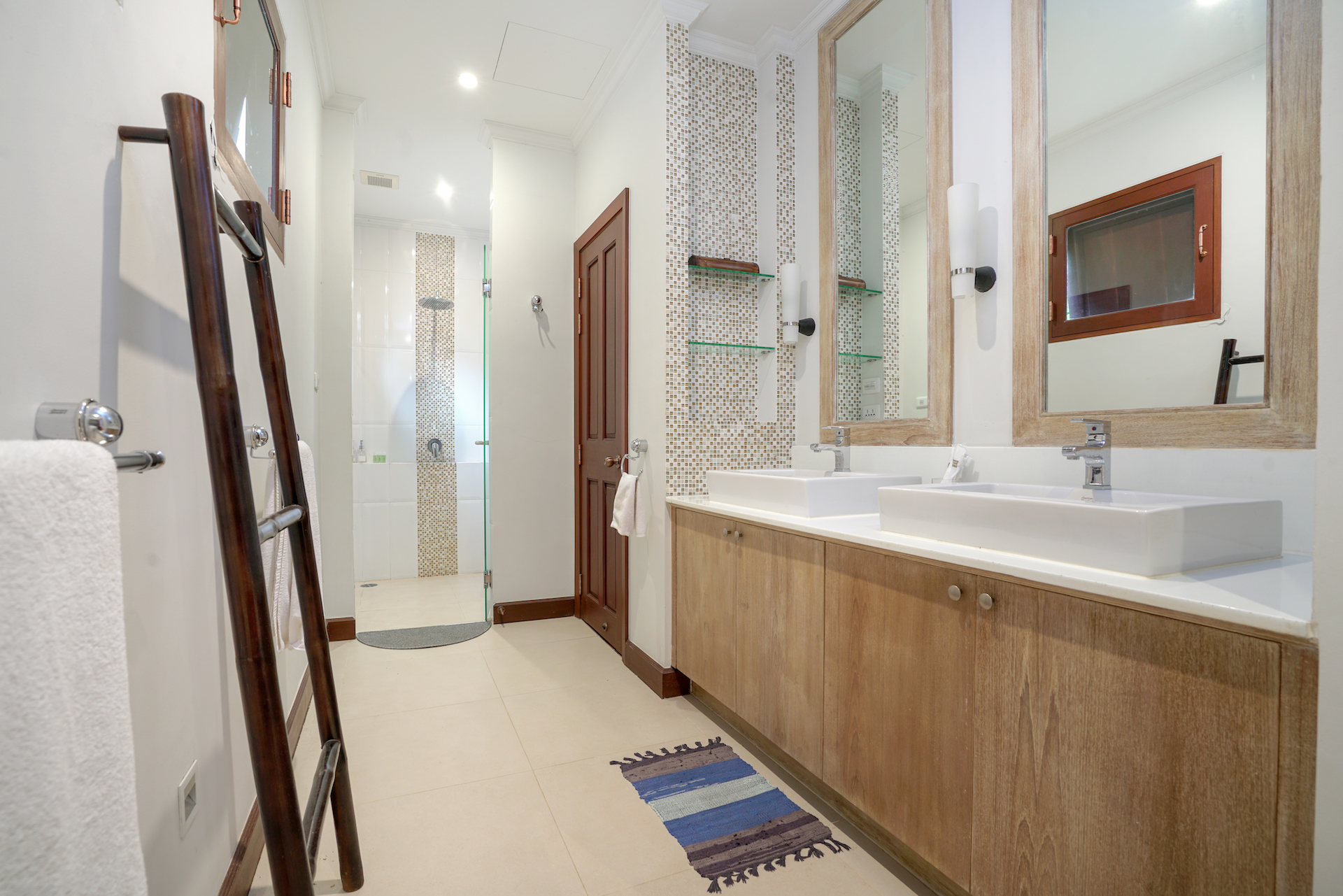 Exquisite Balinese Pool Villa (FN-033) image