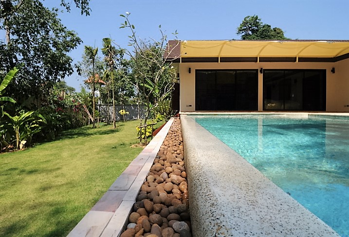 4-BEDROOM POOL VILLA WITH BIG GARDEN NEAR LAGUNA (SU-1020) image