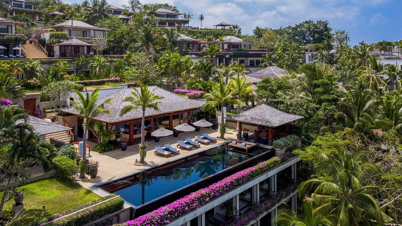 WELL-PRICED MULTI-AWARD-WINNING 6-BEDROOM RESORT VILLA ON PHUKET’S WEST COAST (SUC-1023) image
