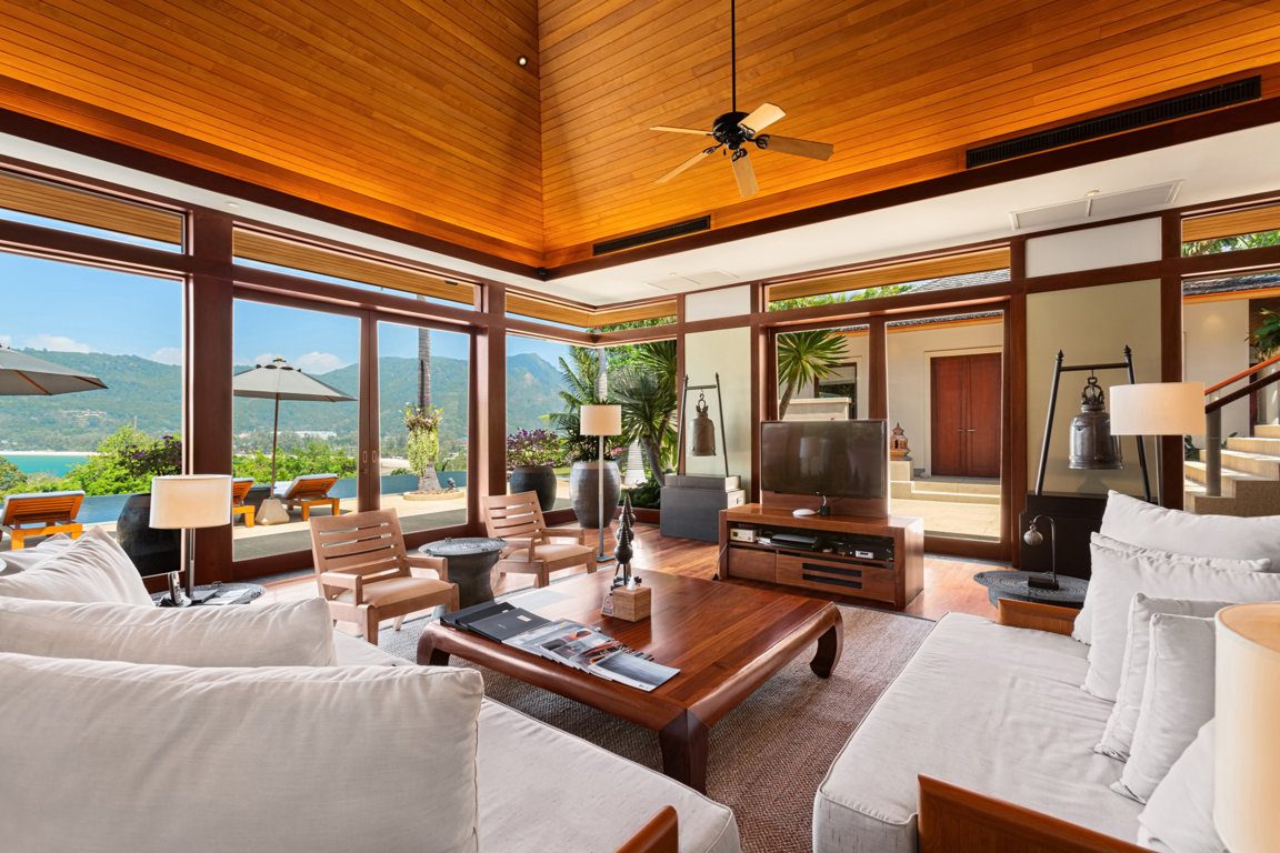 WELL-PRICED MULTI-AWARD-WINNING 6-BEDROOM RESORT VILLA ON PHUKET’S WEST COAST (SUC-1023) image