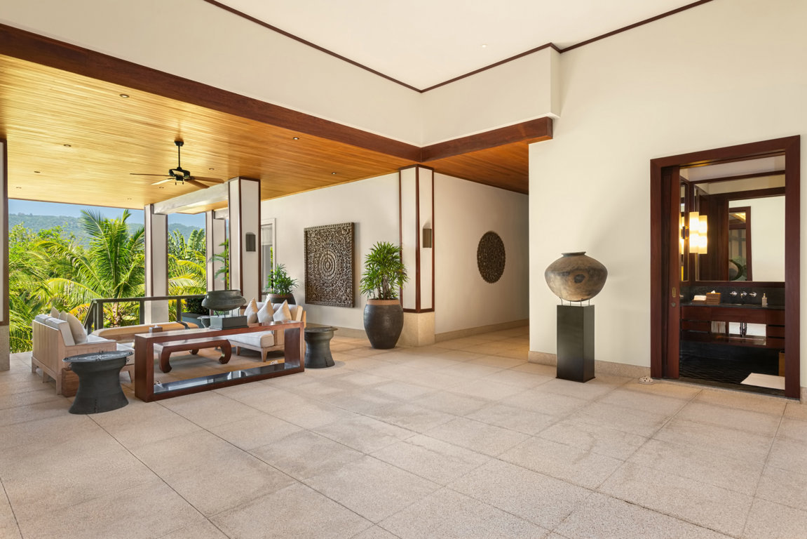 WELL-PRICED MULTI-AWARD-WINNING 6-BEDROOM RESORT VILLA ON PHUKET’S WEST COAST (SUC-1023) image