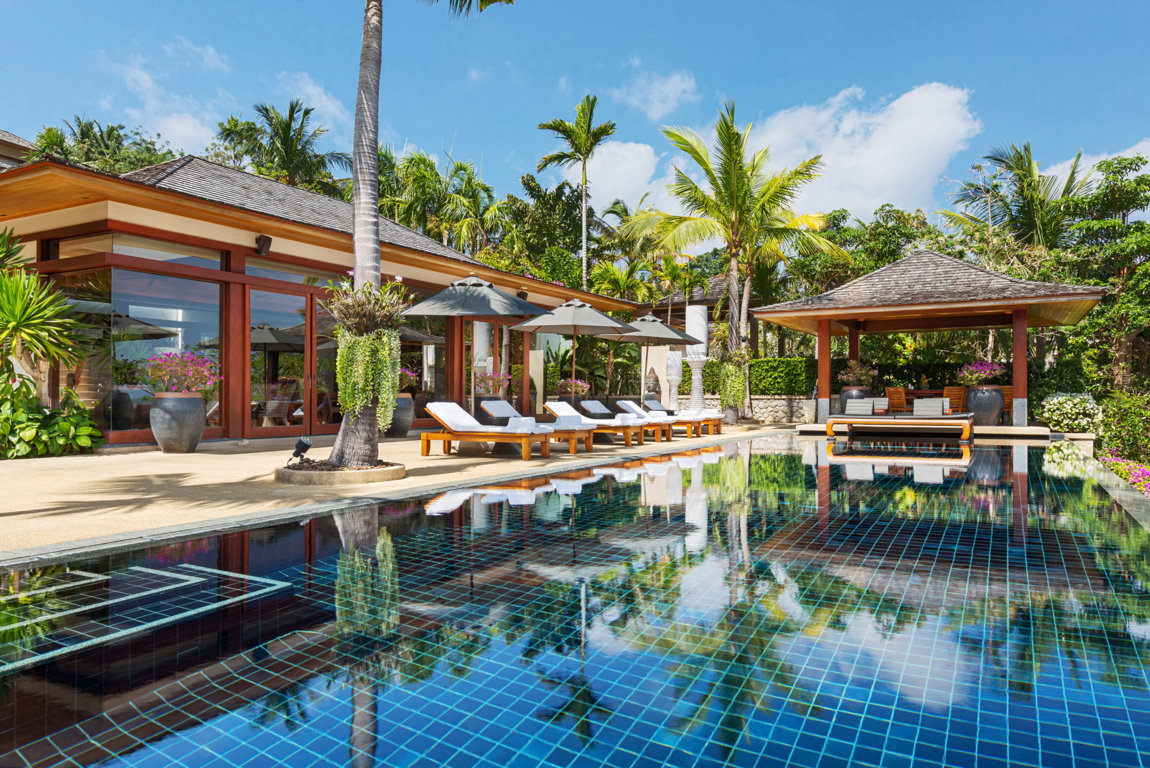 WELL-PRICED MULTI-AWARD-WINNING 6-BEDROOM RESORT VILLA ON PHUKET’S WEST COAST (SUC-1023) image