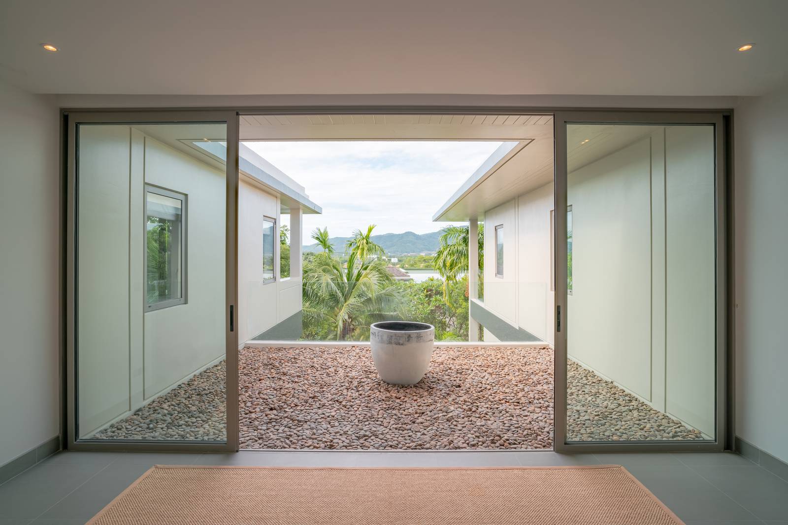 Luxurious 5 Bedroom villa in Layan (SUP-1028) image