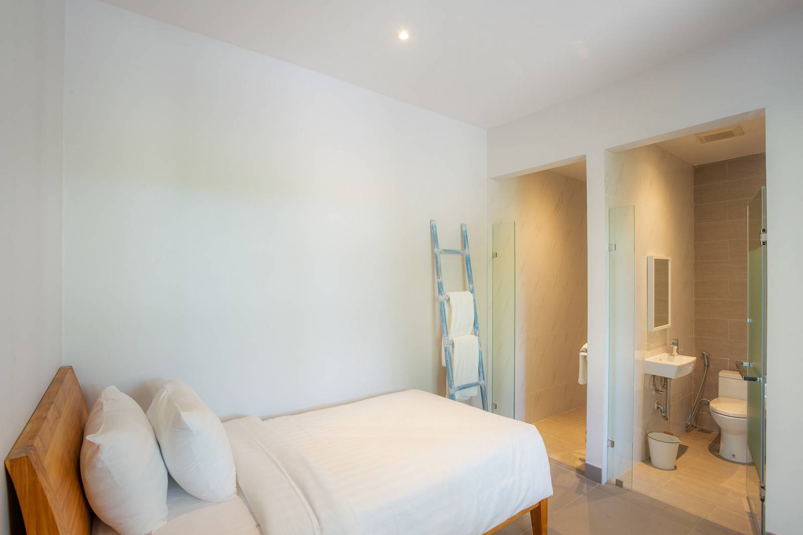 Luxurious 4 Bedroom villa in Layan (SUP-1029) image