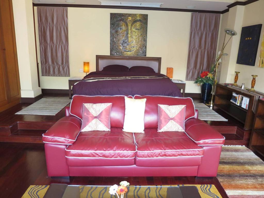 FOUR BEDROOM POOL VILLA IN SAI TAAN GARDEN FOR SALE (SUC-1030) image